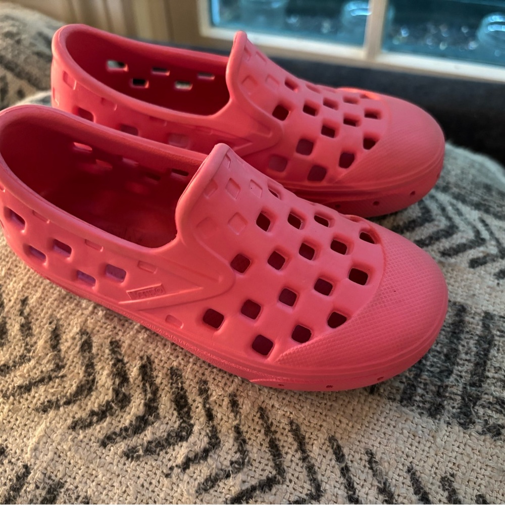 Vans Kids Pink summer slip ons